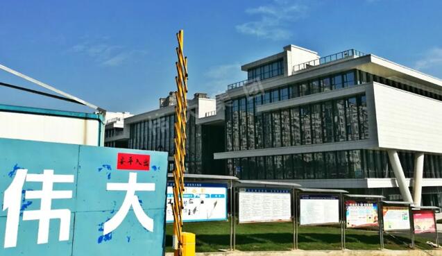 单体被动式公共建筑：株洲市市民中心1.jpg